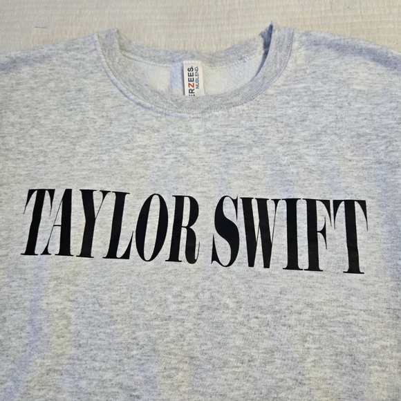 Women's Jerzees Heather Gray Taylor Swift Eras Tour Sweatshirt M - Picture 2 of 10